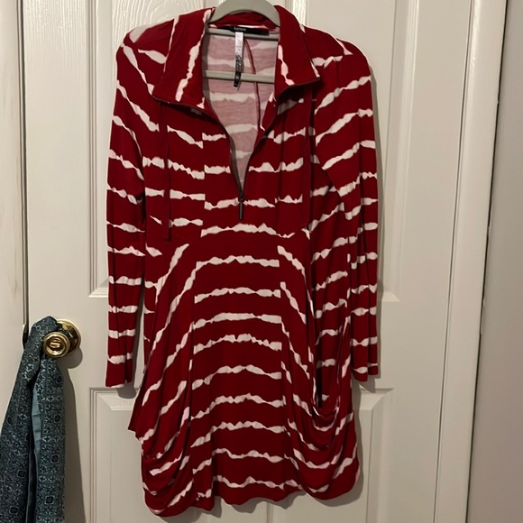 Kensie Athleisure Red and White Long Sleeve Dress - Picture 1 of 7